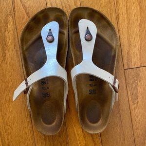 Birkenstock Gizeh Birko-Flor Sandal White Pearl size 40/9-9.5 (fits like 10)